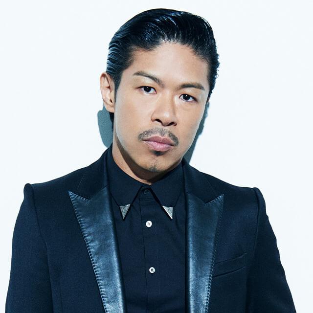 ���{���v